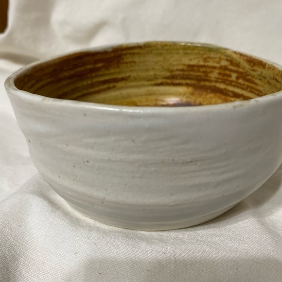 2 Hand Crafted Studio Tan Glazed Pottery Bowles Signed - Picture 8 of 15